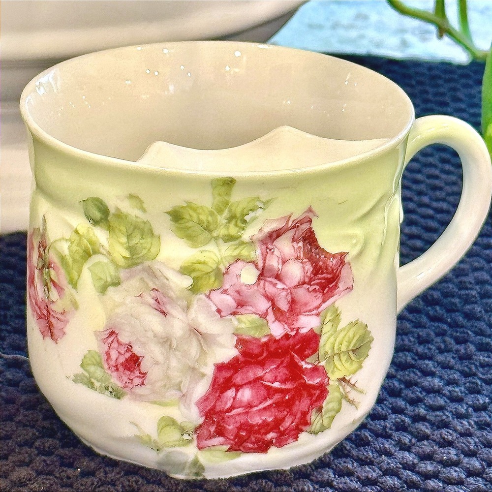 Vintage Royal Vale England Bone China Tea Bag Holder Mug Cabbage Roses Cottage